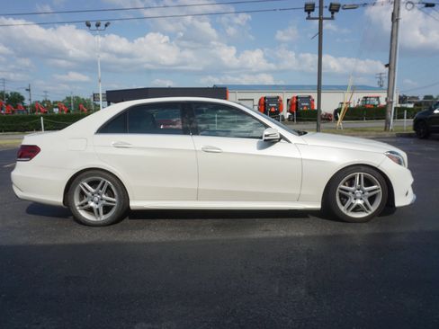 Used 2014 Mercedes-Benz E 350 Sedan image 4