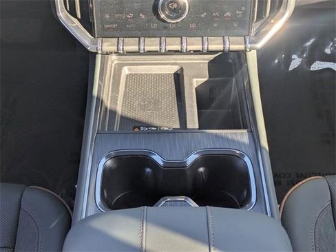 New 2025 GMC Acadia AT4 image 20