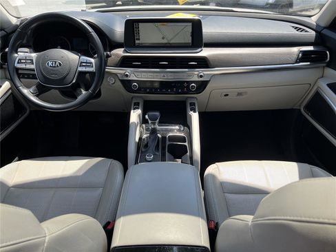 Used 2020 Kia Telluride EX w/ EX Premium Package FWD image 6