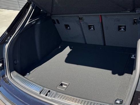 New 2026 Porsche Macan Turbo AWD/4WD image 34