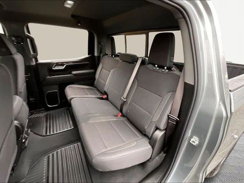 Used 2026 GMC Sierra 1500 SLE w/ Preferred Package image 16