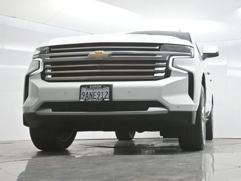 Used 2022 Chevrolet Tahoe High Country w/ Premium Package 2 AWD/4WD image 65