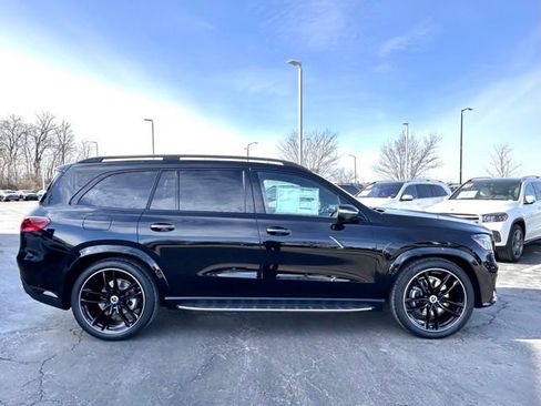 New 2026 Mercedes-Benz GLS 580 GLS 580 image 10