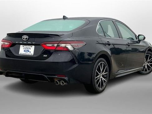 Used 2024 Toyota Camry SE image 13