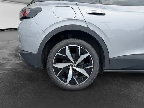 Used 2023 Volkswagen ID.4 Pro S AWD/4WD image 22