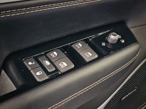 New 2026 Jeep Grand Wagoneer 4WD image 11