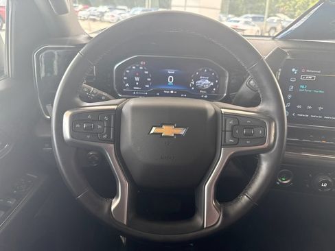 Used 2024 Chevrolet Silverado 1500 LT AWD/4WD image 20
