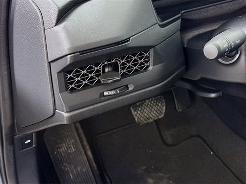 Used 2025 Honda Accord LX image 8