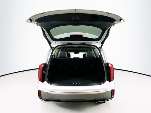 Used 2025 Kia Telluride S AWD/4WD image 32