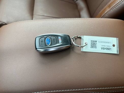 Used 2022 Subaru Ascent Touring AWD/4WD image 28