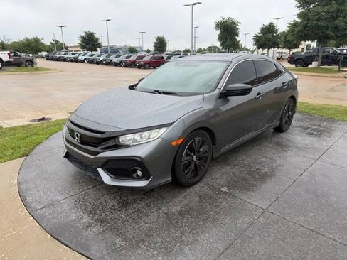 Used 2019 Honda Civic EX image 3