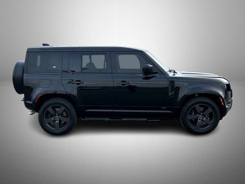 Used 2023 Land Rover Defender 110 V8 image 4