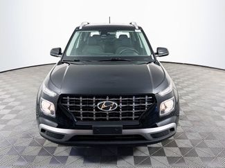 Used 2024 Hyundai Venue SEL FWD video 2