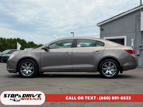 Used 2011 Buick LaCrosse CXL FWD image 2