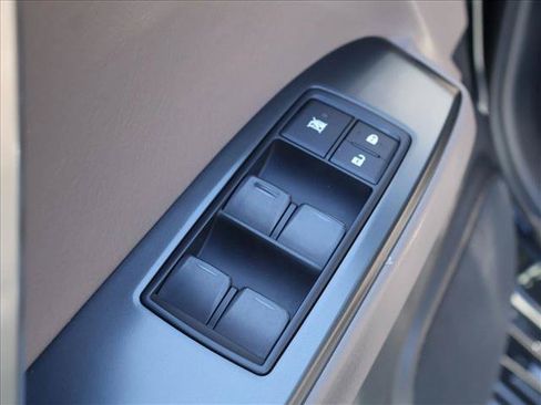 Used 2023 Lexus GX 460 Premium w/ Premium Package AWD/4WD image 11