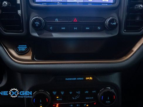 Used 2023 Ford Bronco Sport Outer Banks w/ Tech Package image 18