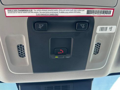 Used 2025 Toyota Camry LE FWD image 22