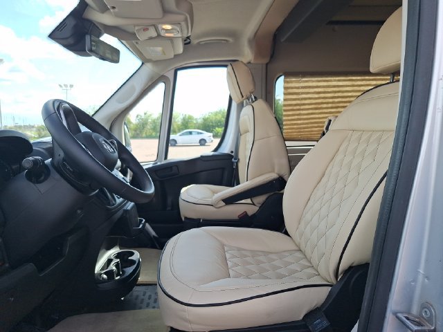 Used 2022 RAM ProMaster 3500 w/ RV Ready Prep Package FWD image 9