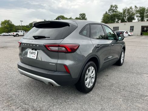 Used 2025 Ford Escape Active AWD/4WD image 3