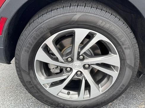 Used 2021 Buick Envision Essence w/ Technology Package I FWD image 6