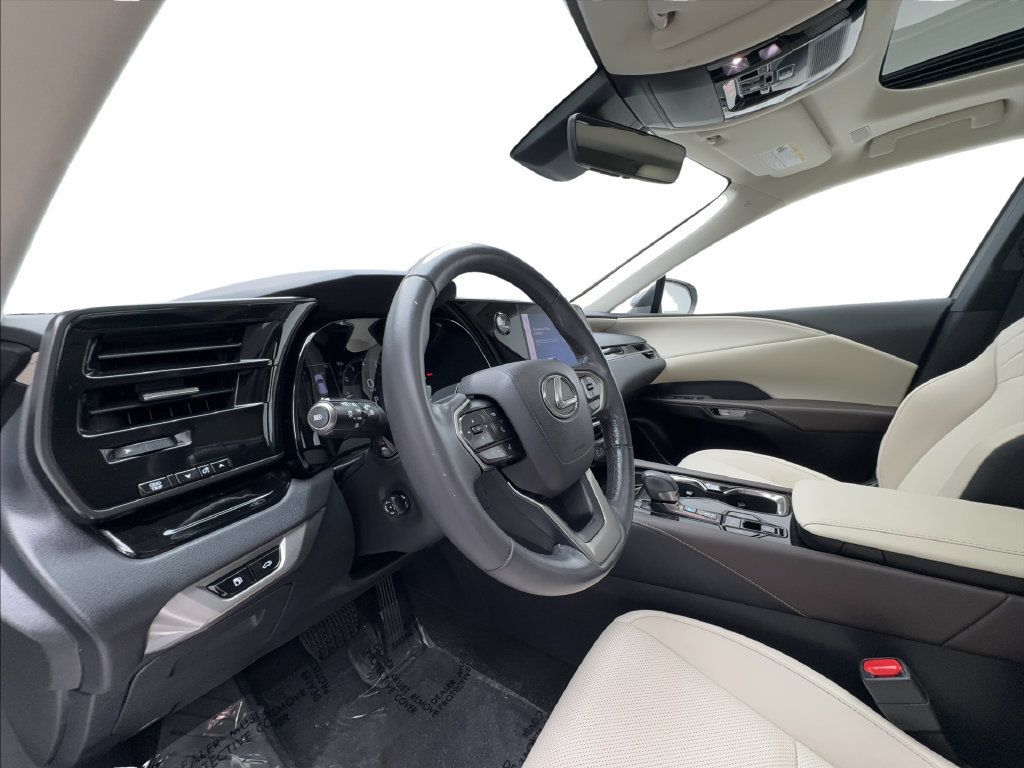 Used 2023 Lexus RX 350 FWD w/ Cold Area Package image 23