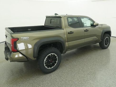 New 2026 Toyota Tacoma TRD Off-Road AWD/4WD image 38