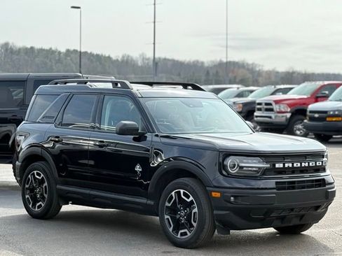 Used 2023 Ford Bronco Sport Outer Banks w/ Tech Package image 32