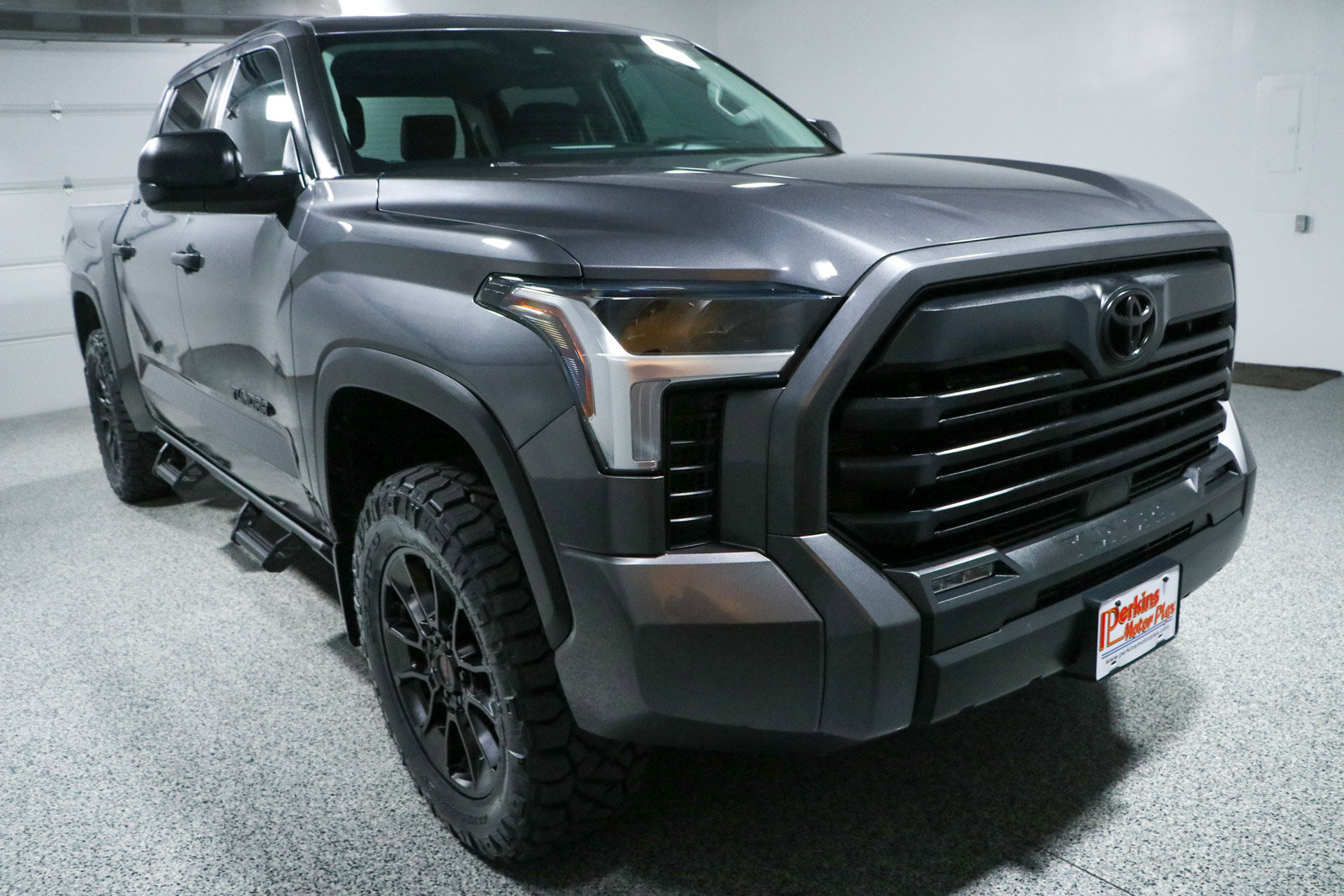 Used 2024 Toyota Tundra SR5 AWD/4WD image 6