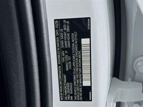 New 2026 Volvo XC60 B5 Plus w/ Protection Package image 32