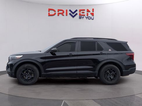 Used 2022 Ford Explorer Timberline image 2