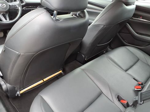Used 2024 MAZDA MAZDA3 s FWD image 14