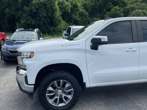 Used 2020 Chevrolet Silverado 1500 LT w/ All-Star Edition AWD/4WD image 2