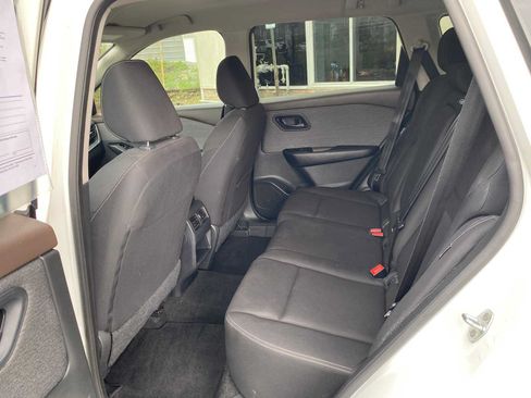Used 2023 Nissan Rogue S AWD/4WD image 11