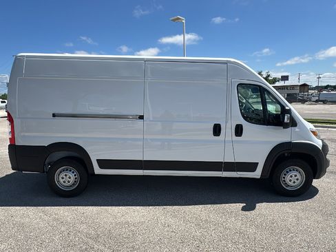 New 2026 RAM ProMaster 2500 FWD image 4