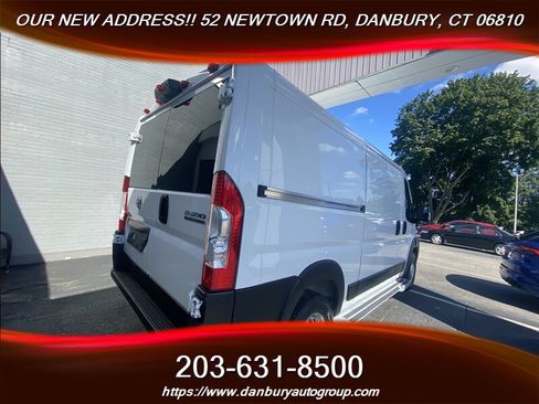 Used 2025 RAM ProMaster 2500 w/ U-Haul Equipment Group FWD image 8