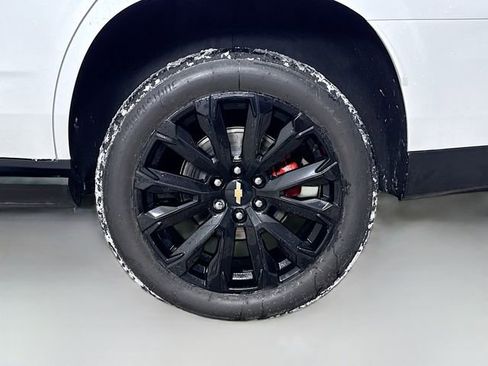 Used 2025 Chevrolet Tahoe High Country image 39