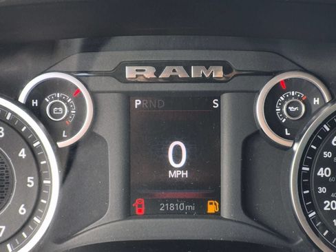 Used 2026 RAM 2500 Big Horn AWD/4WD image 18