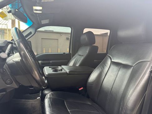 Used 2016 Ford F250 Lariat w/ Chrome Package image 20