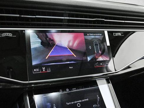 New 2025 Audi Q7 Premium Plus image 14