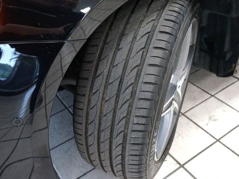 Used 2019 Mercedes-Benz E 300 4MATIC image 56