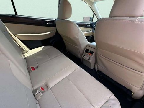 Used 2019 Subaru Outback 2.5i Limited image 9