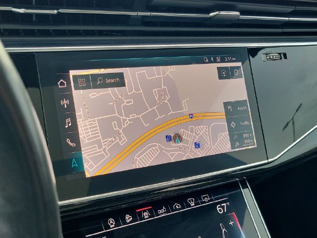 Used 2019 Audi Q8 Prestige w/ Luxury Package AWD/4WD image 19
