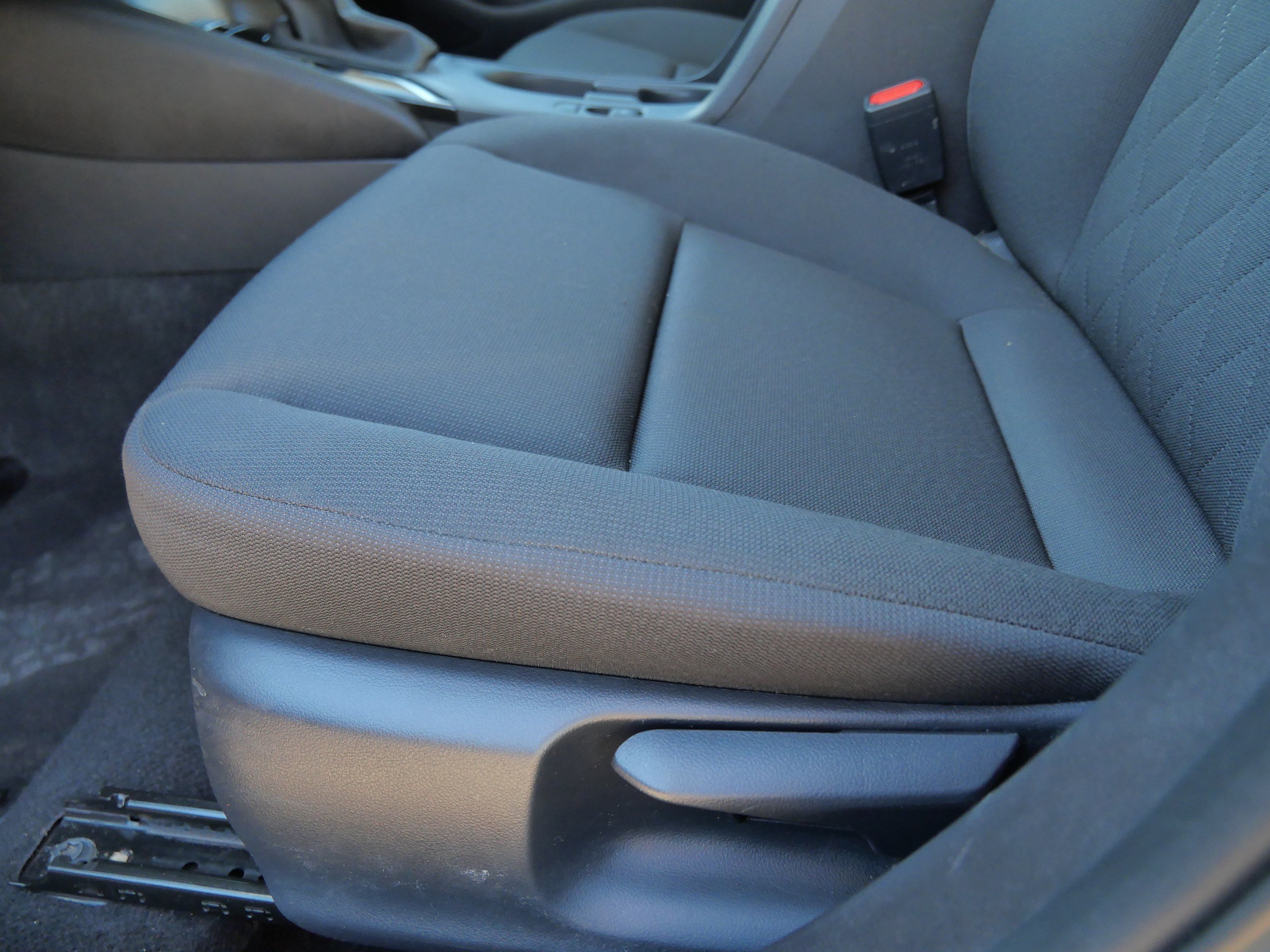 Certified 2025 Toyota Corolla LE FWD image 21