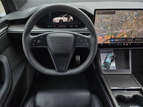 Used 2023 Tesla Model X Plaid AWD/4WD image 17