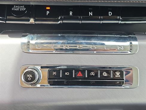 New 2025 Lincoln Aviator 2WD w/ Equipment Group 101A image 23