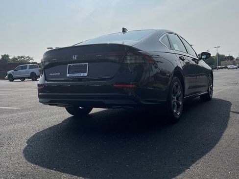 Used 2023 Honda Accord EX image 3