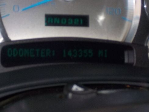 Used 2005 GMC Sierra 3500 SLE w/ Heavy-Duty Power Package image 23