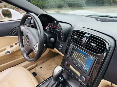 Used 2009 Chevrolet Corvette Coupe w/ Preferred Equipment Group image 40