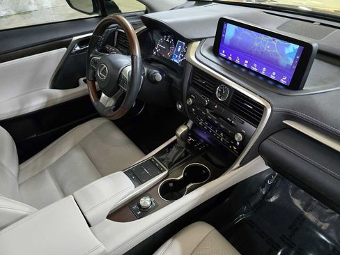 Used 2022 Lexus RX 350 image 10