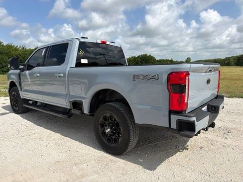 New 2026 Ford F250 Lariat w/ Black Appearance Package AWD/4WD image 6